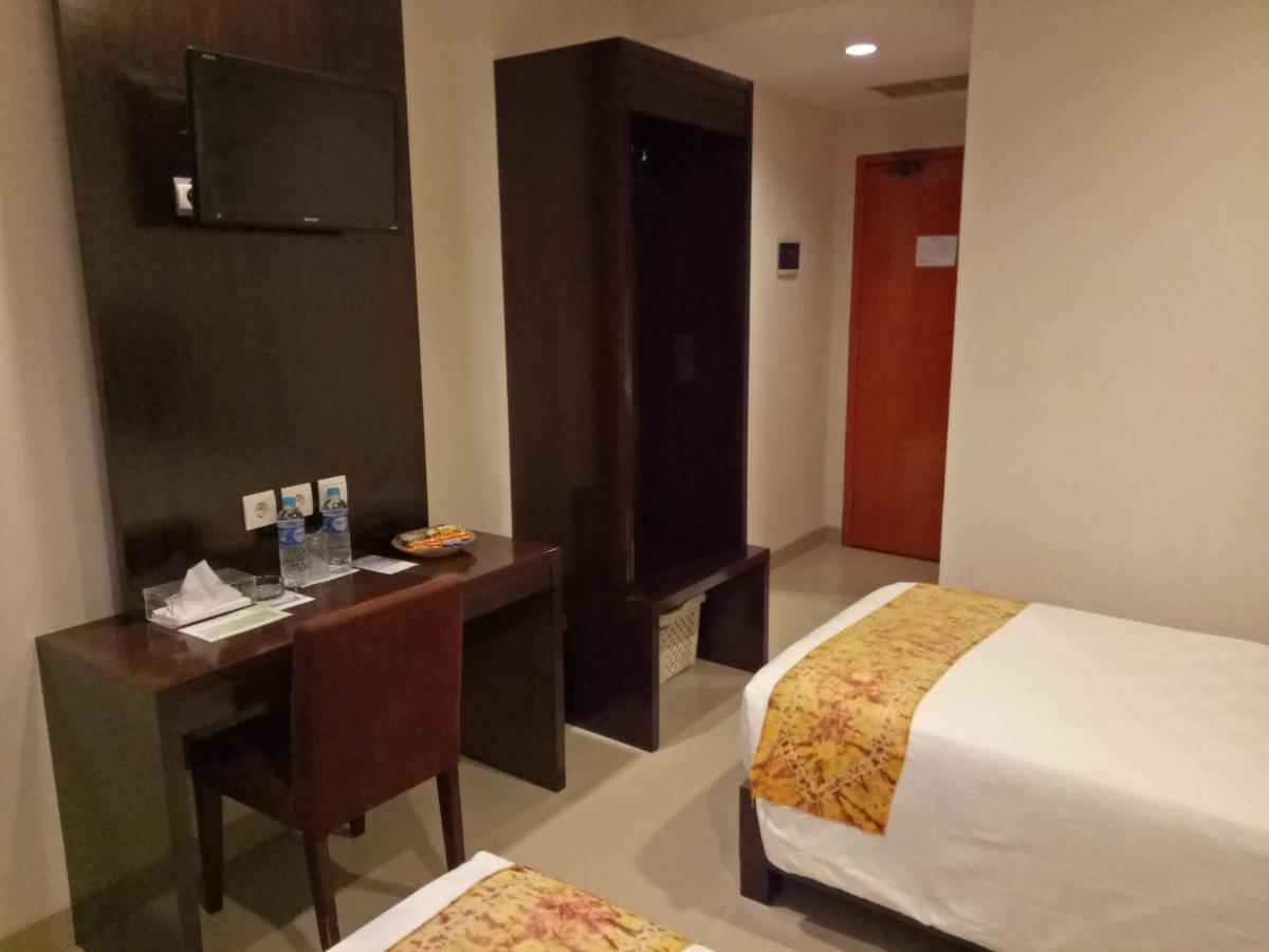 Jelita Bandara Hotel Banjarbaru Luaran gambar